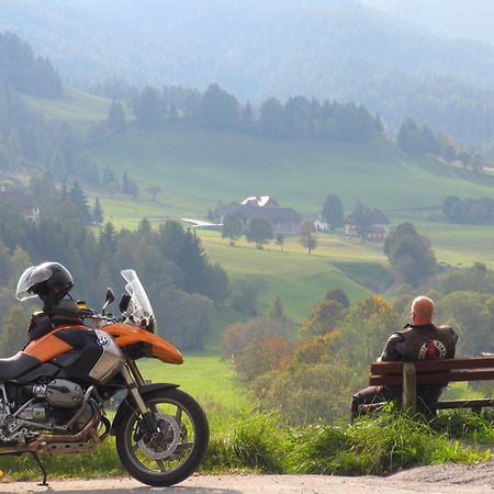 Hotel Kuchlerwirt Treffen Buitenkant foto
