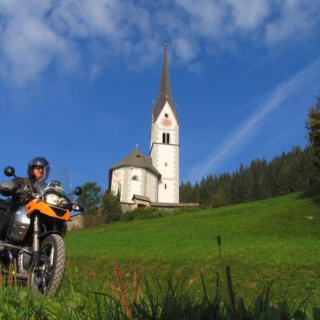 Hotel Kuchlerwirt Treffen Buitenkant foto